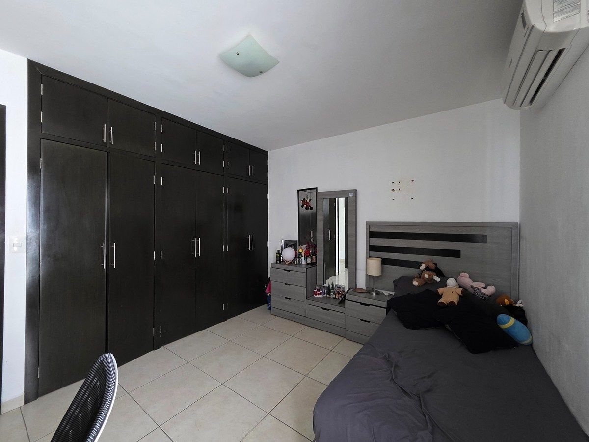recamara, photo 14 of 16