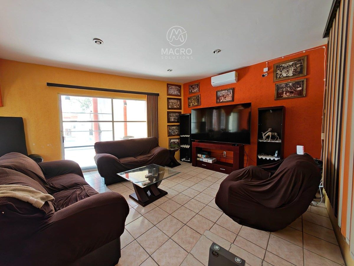 House in Islas de Cuautla, Ayala, photo 2 of 23