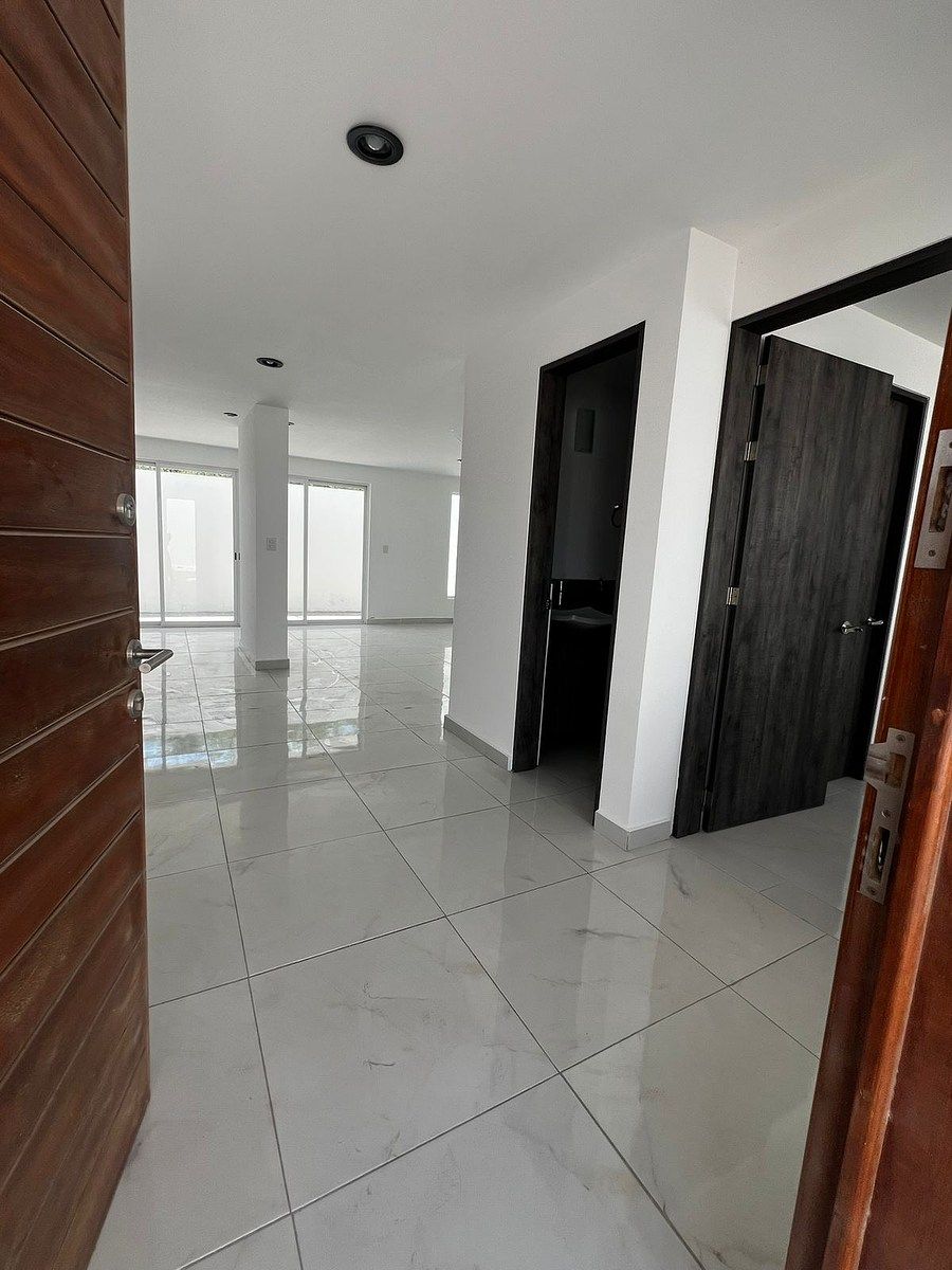 House in Gated Community in Zákia, El Marqués, photo 6 of 27