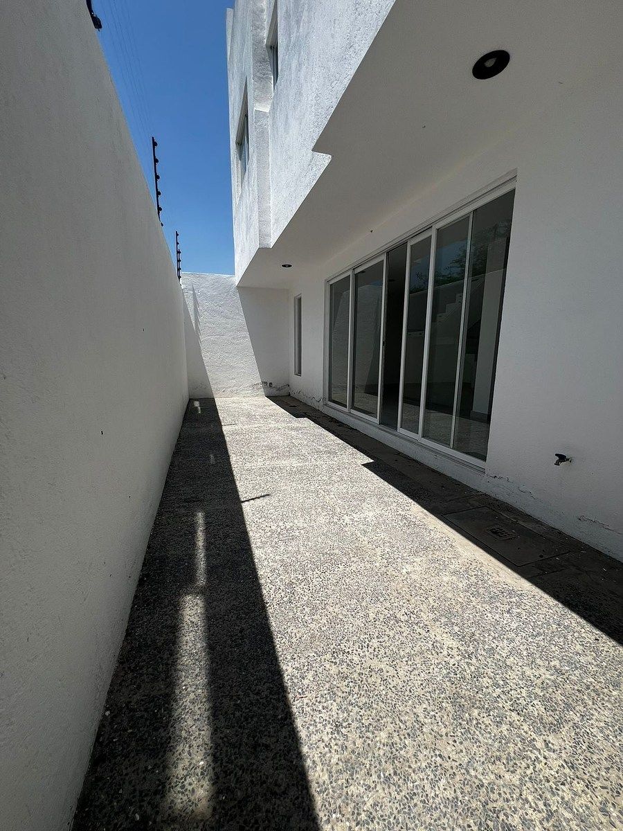 House in Gated Community in Zákia, El Marqués, photo 9 of 27