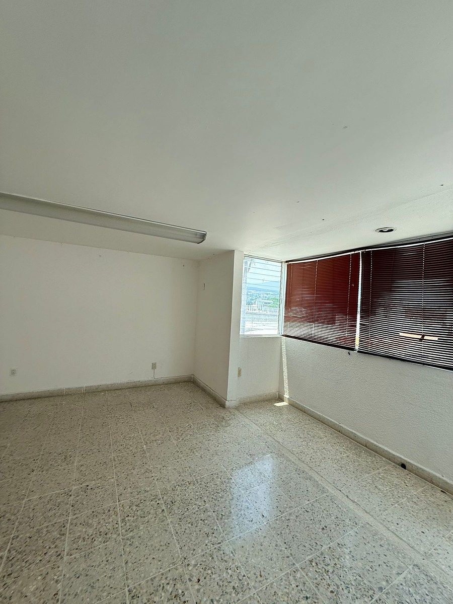 Edificio en Moctezuma, Tuxtla Gutiérrez, foto 14 de 23