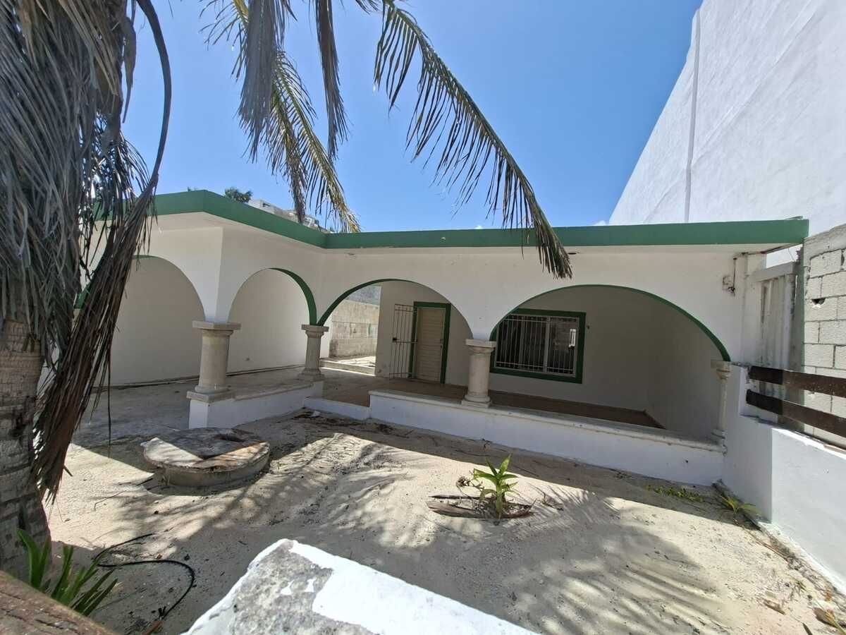 Casa en venta en Chelem -  Segunda Fila, a 100m del Mar, photo 1 of 28