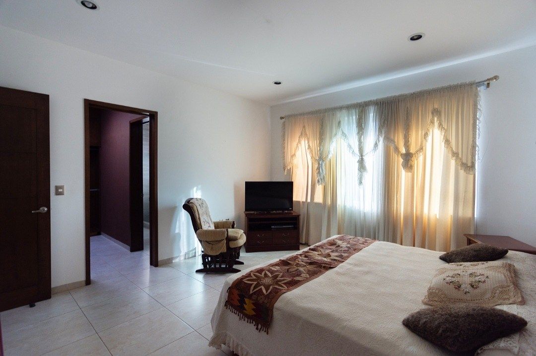 Casa en El Mayorazgo Residencial, León, foto 23 de 27
