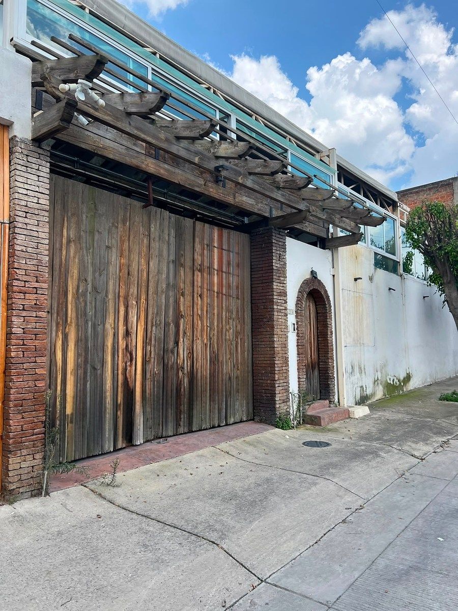 TLAQUEPAQUE WAREHOUSE/RESTAURANT FOR RENT, photo 1 of 9