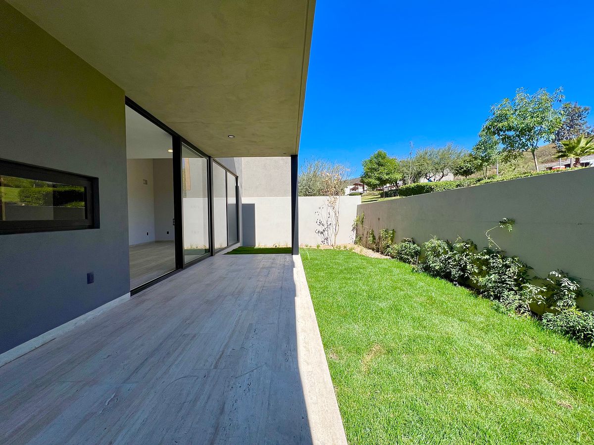 House in Gated Community in Altozano el Nuevo Querétaro, Querétaro, photo 8 of 25