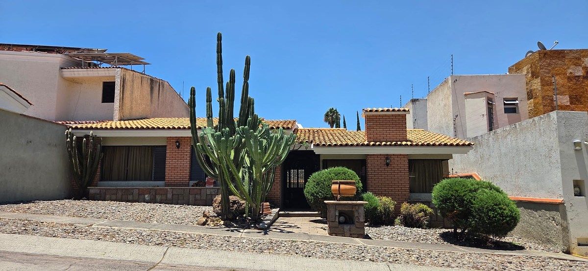 Casa de 1 nivel en renta en Fracc El Palomar, foto 1 de 30