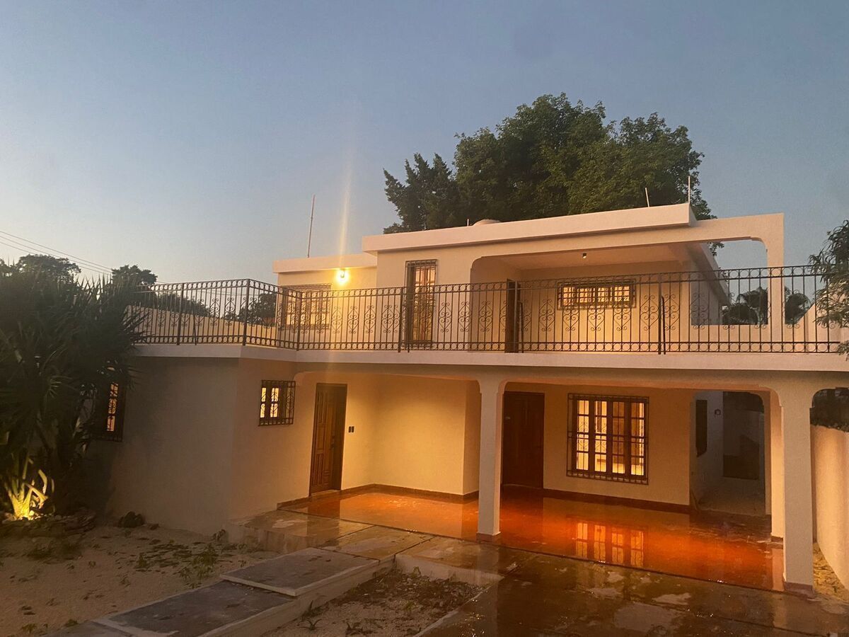Casa de 4 quartos à venda no centro de Mérida, foto 1 de 21