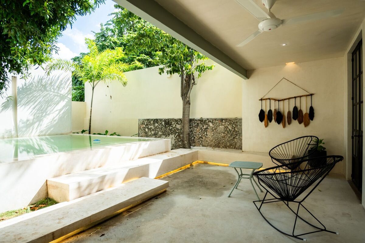 Casa remodelada y amueblada en venta en el Centro de Mérida, foto 1 de 22