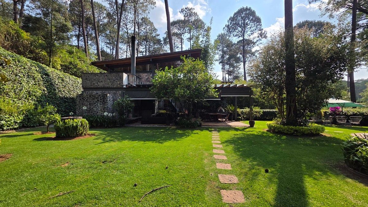 House in Gated Community in Avándaro, Valle de Bravo, photo 14 of 21