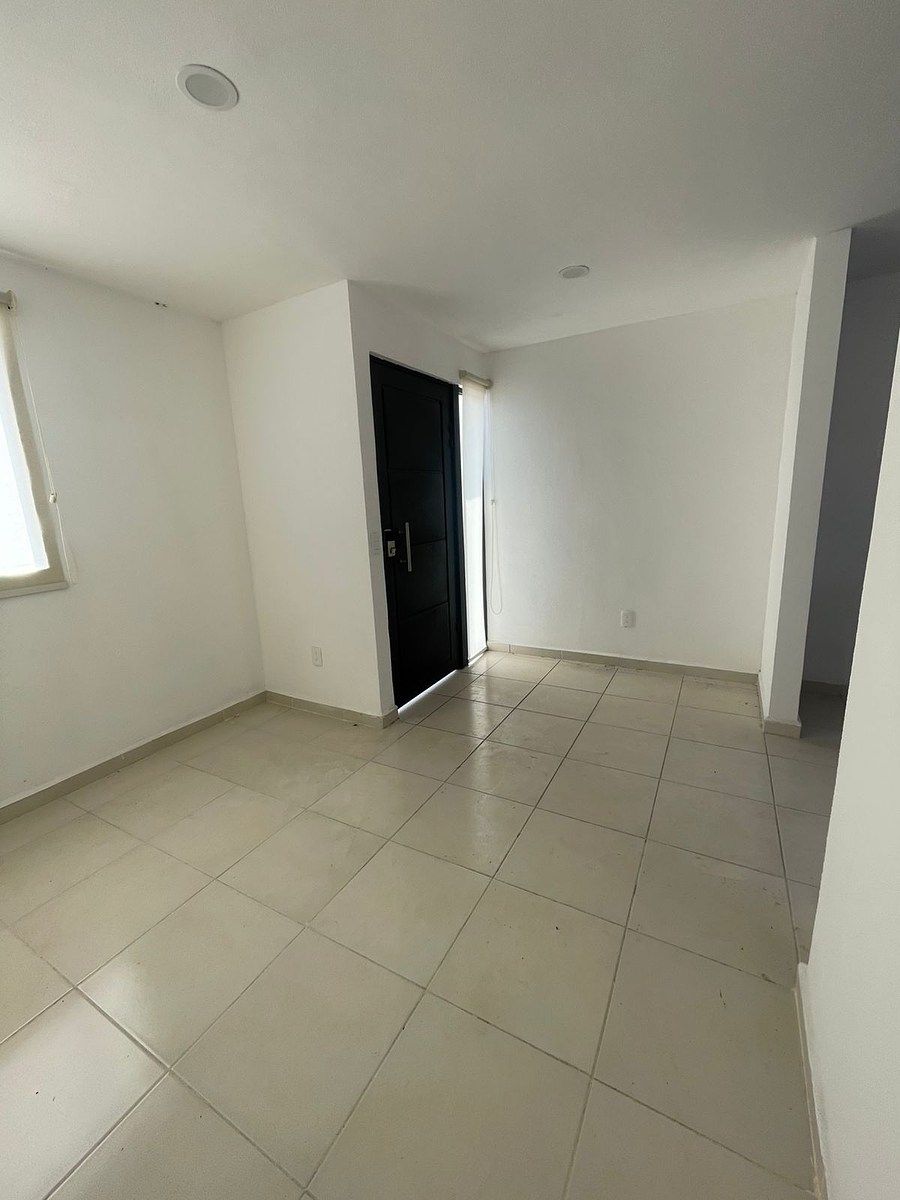Casa em Santuarios del Cerrito, Corregidora, foto 4 de 13
