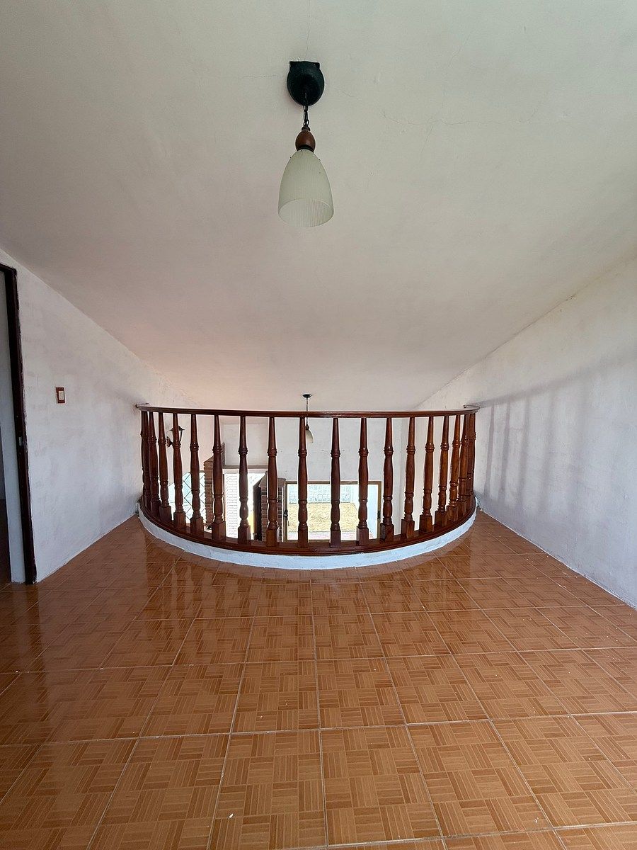 Espacio social en Planta Alta con vista a PB | Sala de TV, foto 16 de 26