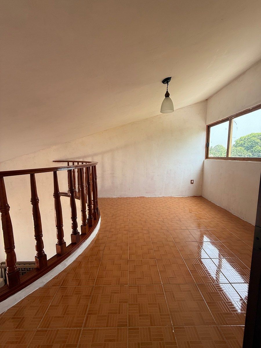 Espacio social en Planta Alta con vista a PB | Sala de TV, foto 15 de 26