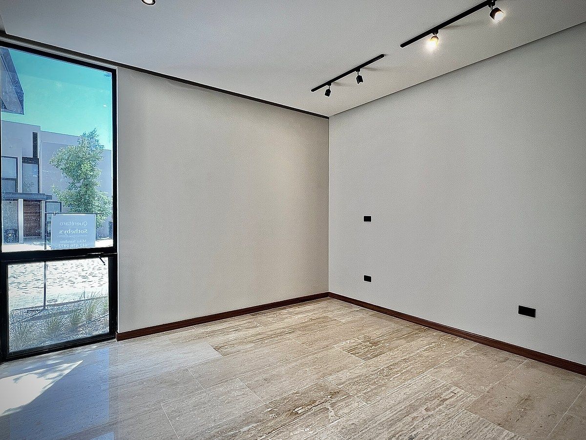 House in Gated Community in El Campanario, Querétaro, photo 7 of 42