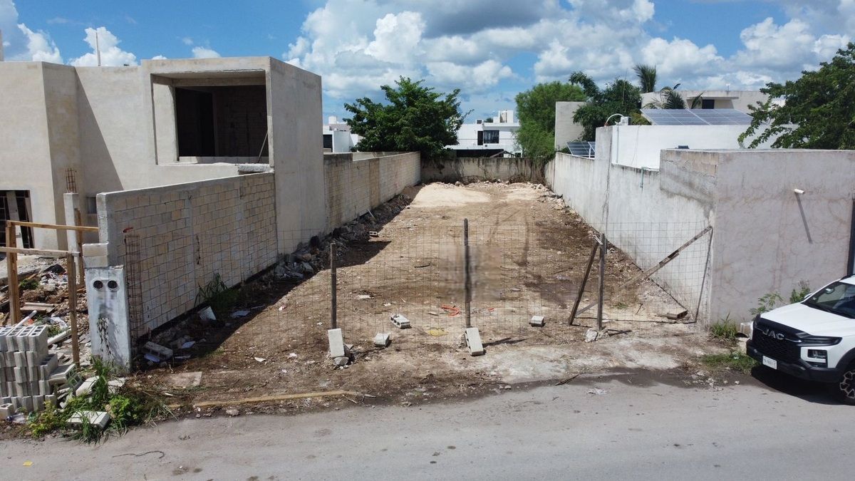 Terreno de 557.61 m2 en venta en Dzityá, foto 1 de 5