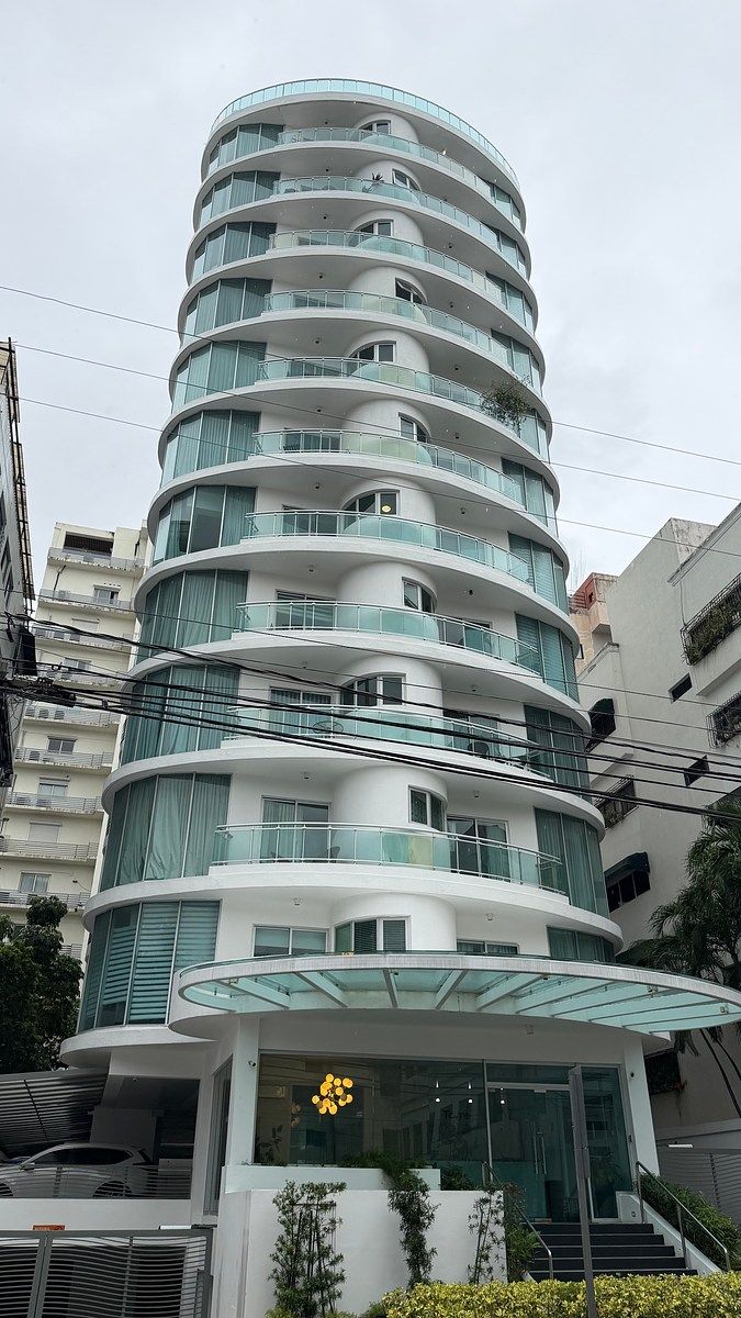 EXCELENTE APARTAMENTO AMUEBLADO EN PIANTINI, foto 1 de 23