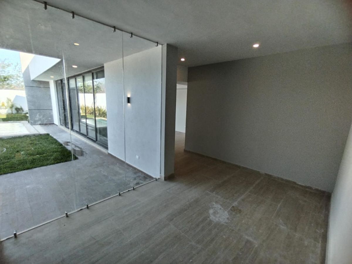 Casa en Conkal, Conkal, foto 2 de 42
