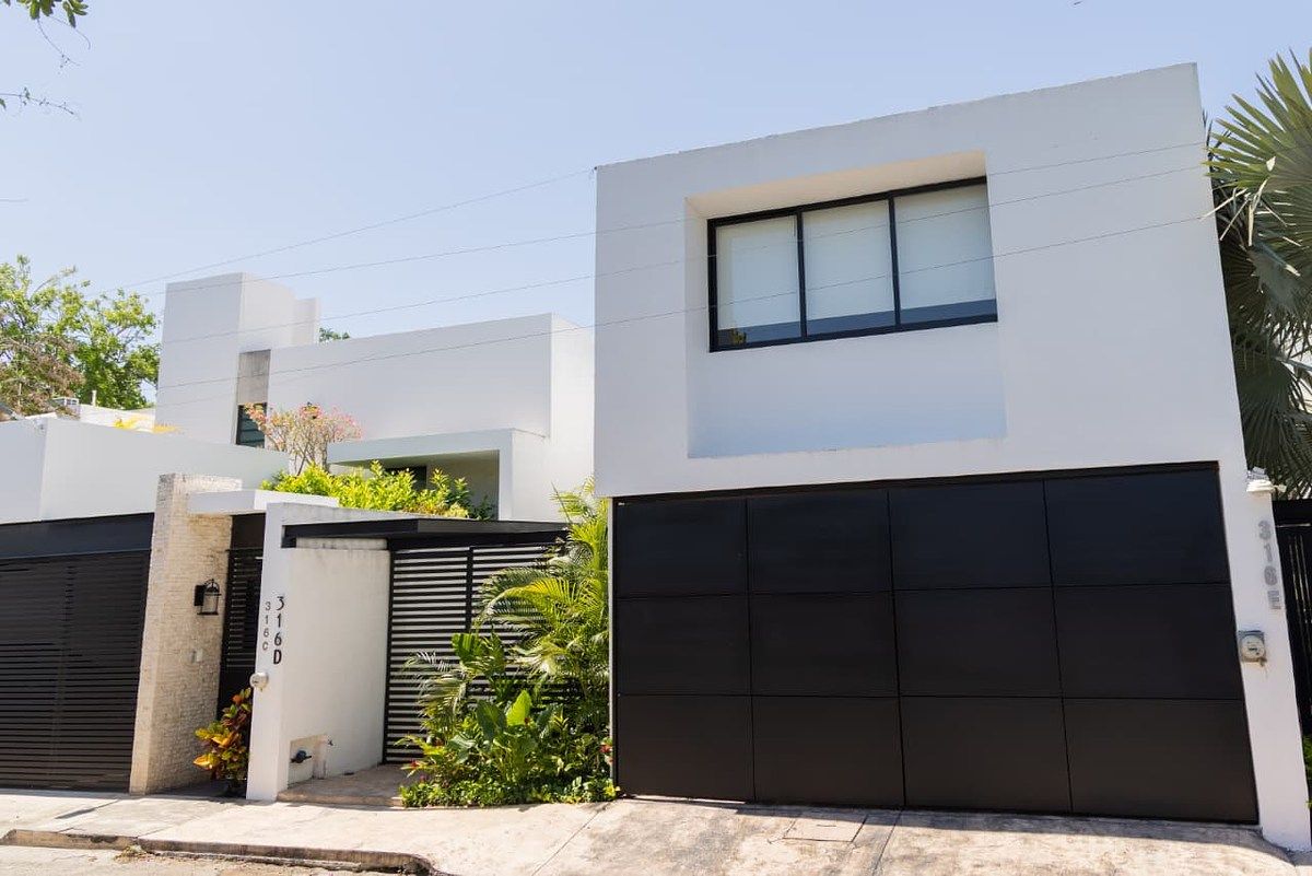 Casa en venta en Montebello al norte de Merida, foto 1 de 40