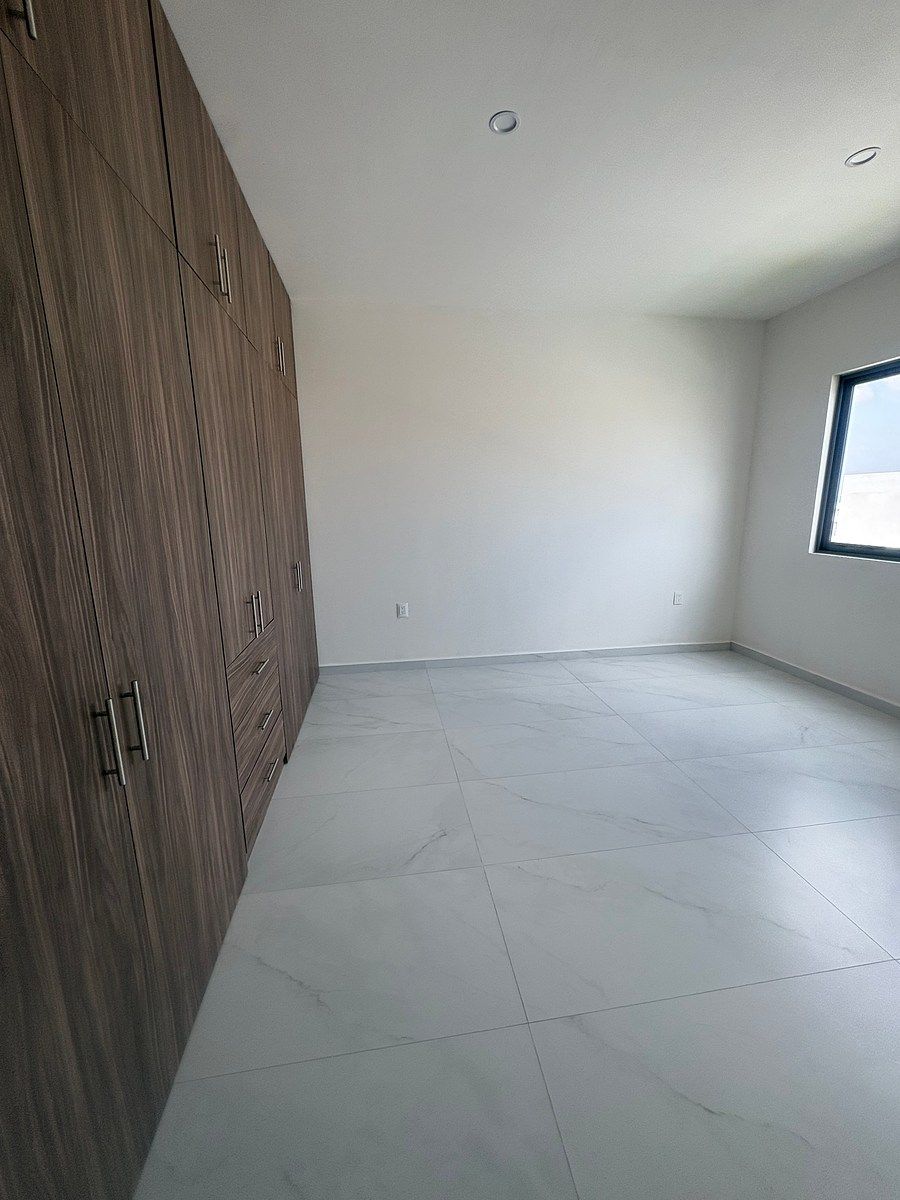 House in Gated Community in Cañadas del Lago, Corregidora, photo 27 of 33