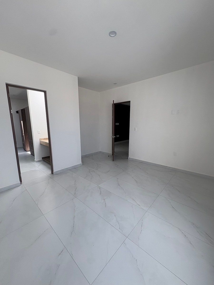 House in Gated Community in Cañadas del Lago, Corregidora, photo 28 of 33