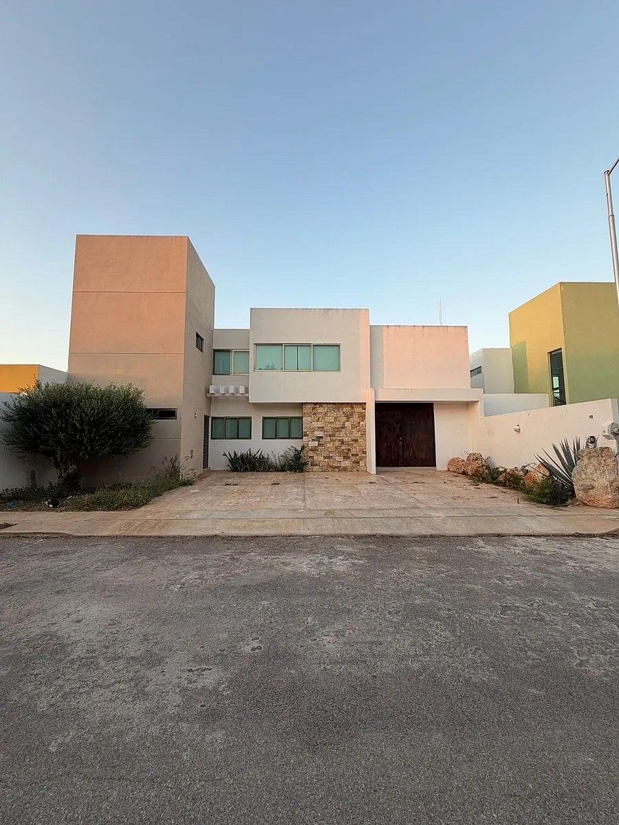 CASA EN VENTA EN PRIVADA SAN DIEGO CUTZ, CONKAL., foto 1 de 23