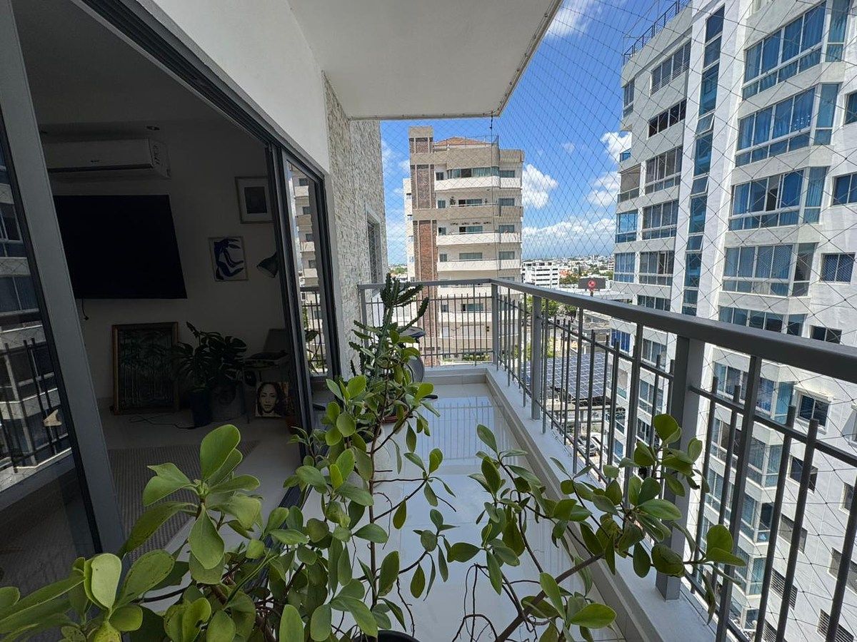 Apartamento piso alto en Piantini, foto 1 de 16