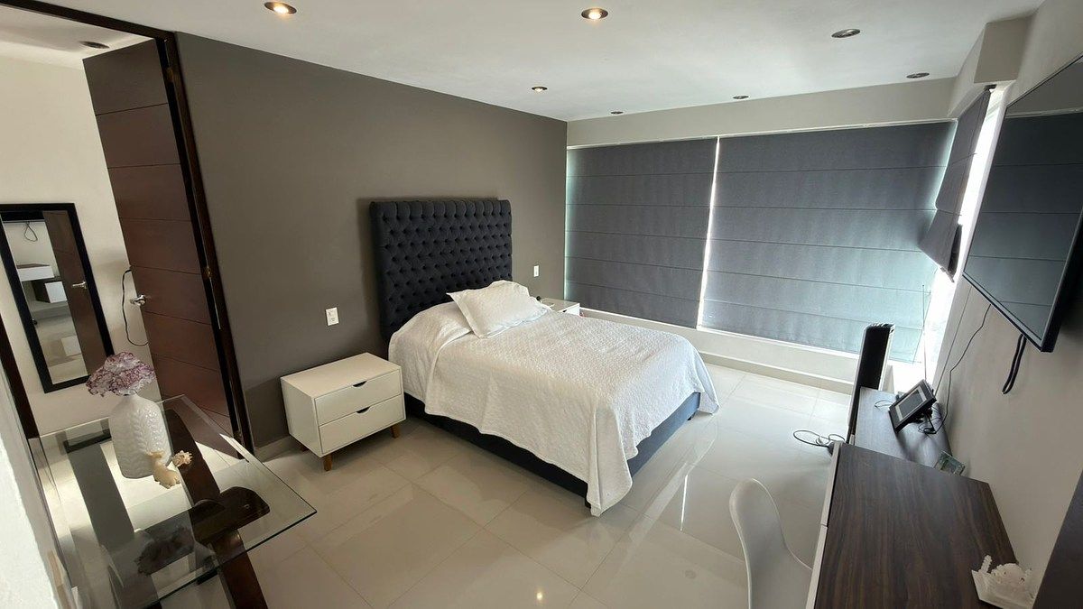 House in Gated Community in Altozano, Morelia, photo 12 of 29