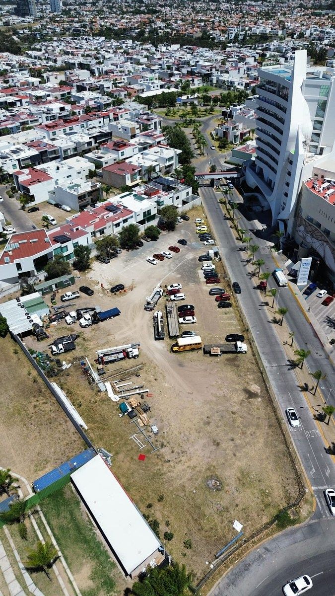 TERRENO COMERCIAL EN VENTA EN ZONA ANDARES - foto 5