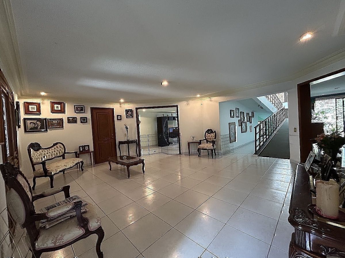 House in Jardines en la Montaña, Tlalpan, photo 3 of 21
