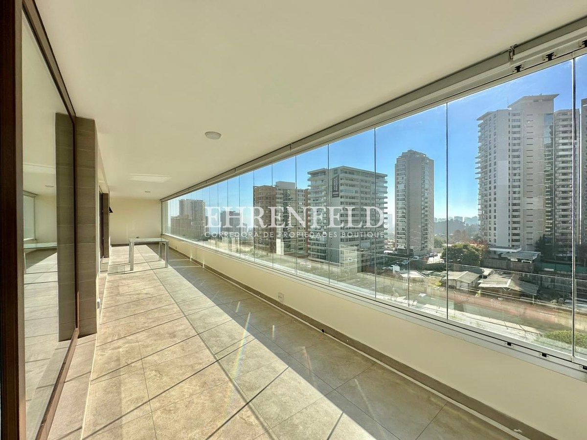 Terraza de 40 m2., foto 1 de 31