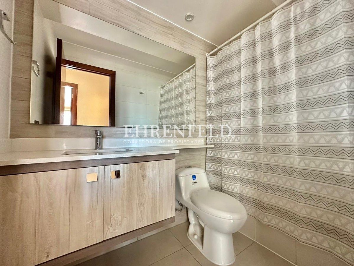 Baño completo., foto 22 de 31