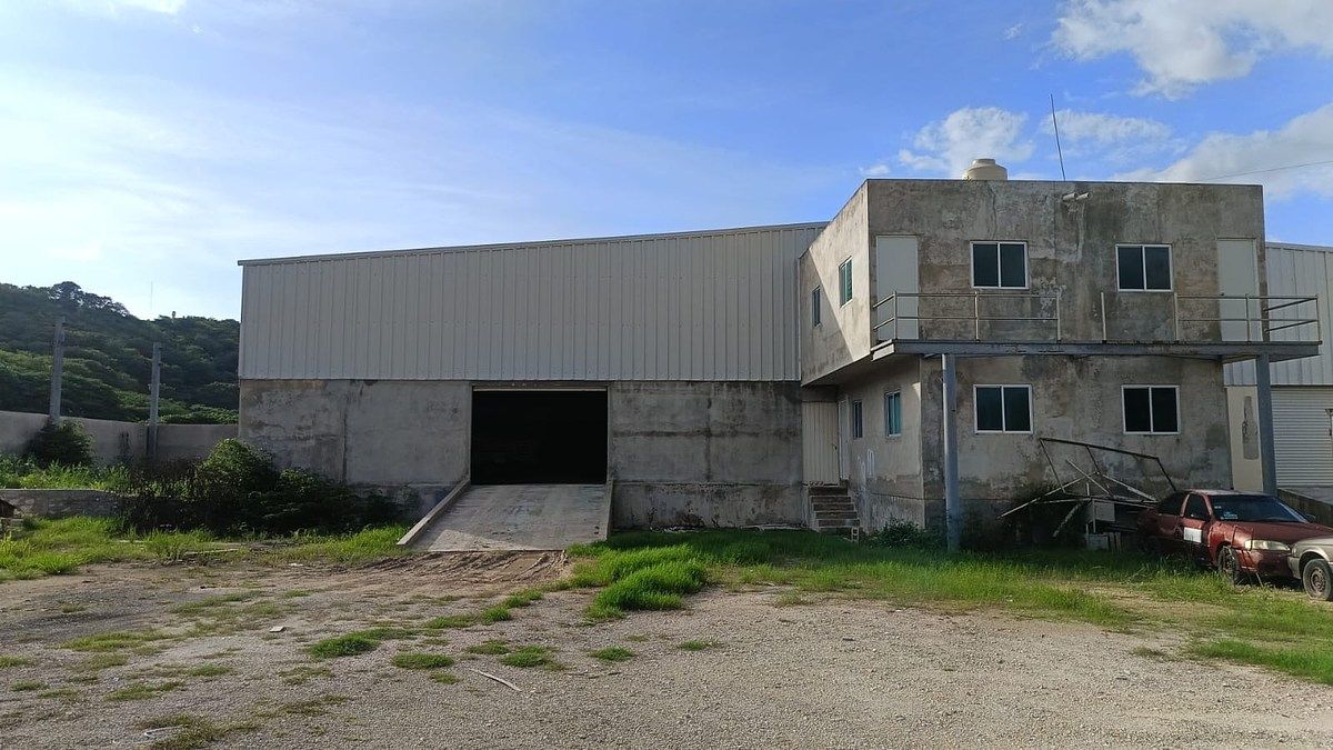 Galpão comercial em Héroe de Nacozari, Campeche, foto 3 de 11