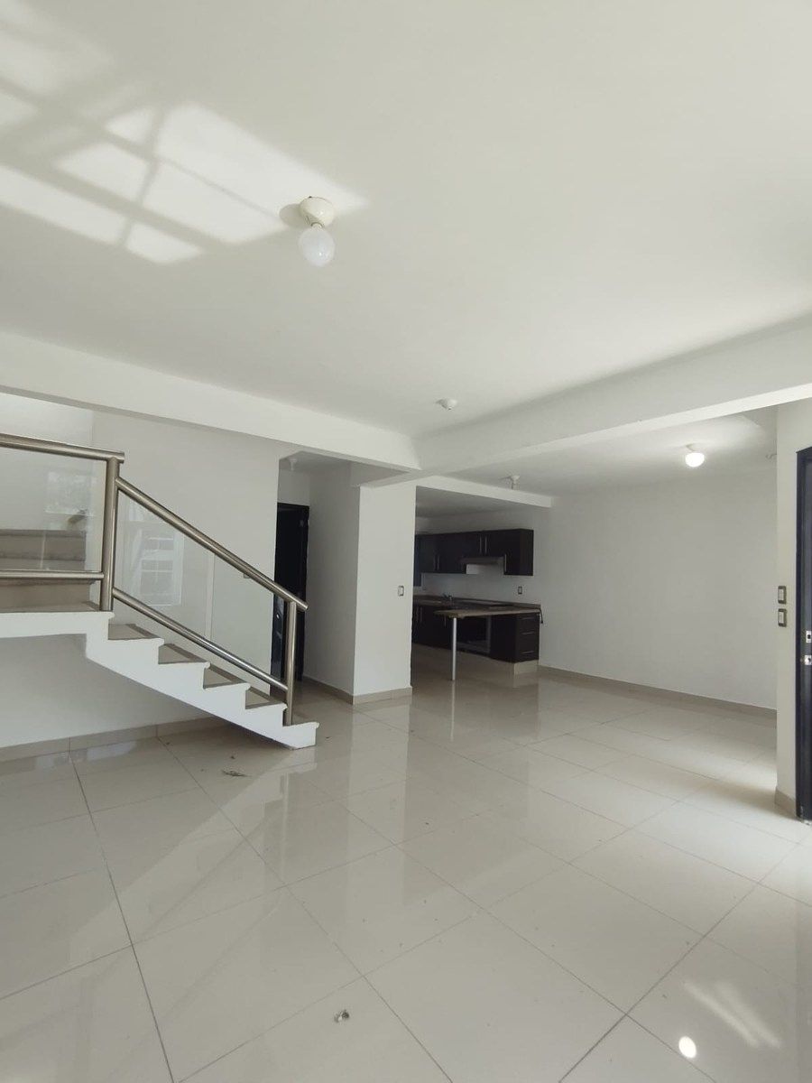Casa em Fraccionamiento La Colina, Tuxtla Gutiérrez, foto 2 de 16