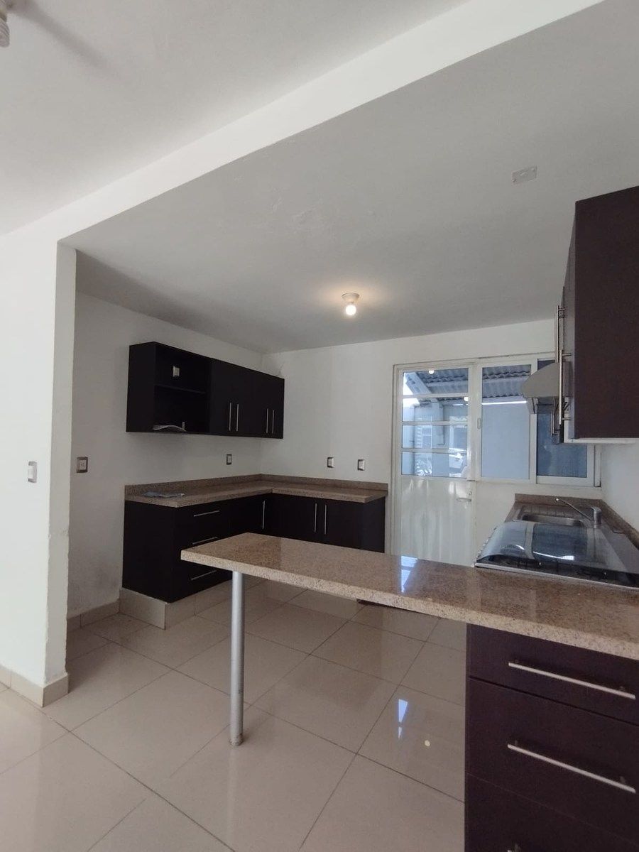 Casa em Fraccionamiento La Colina, Tuxtla Gutiérrez, foto 4 de 16