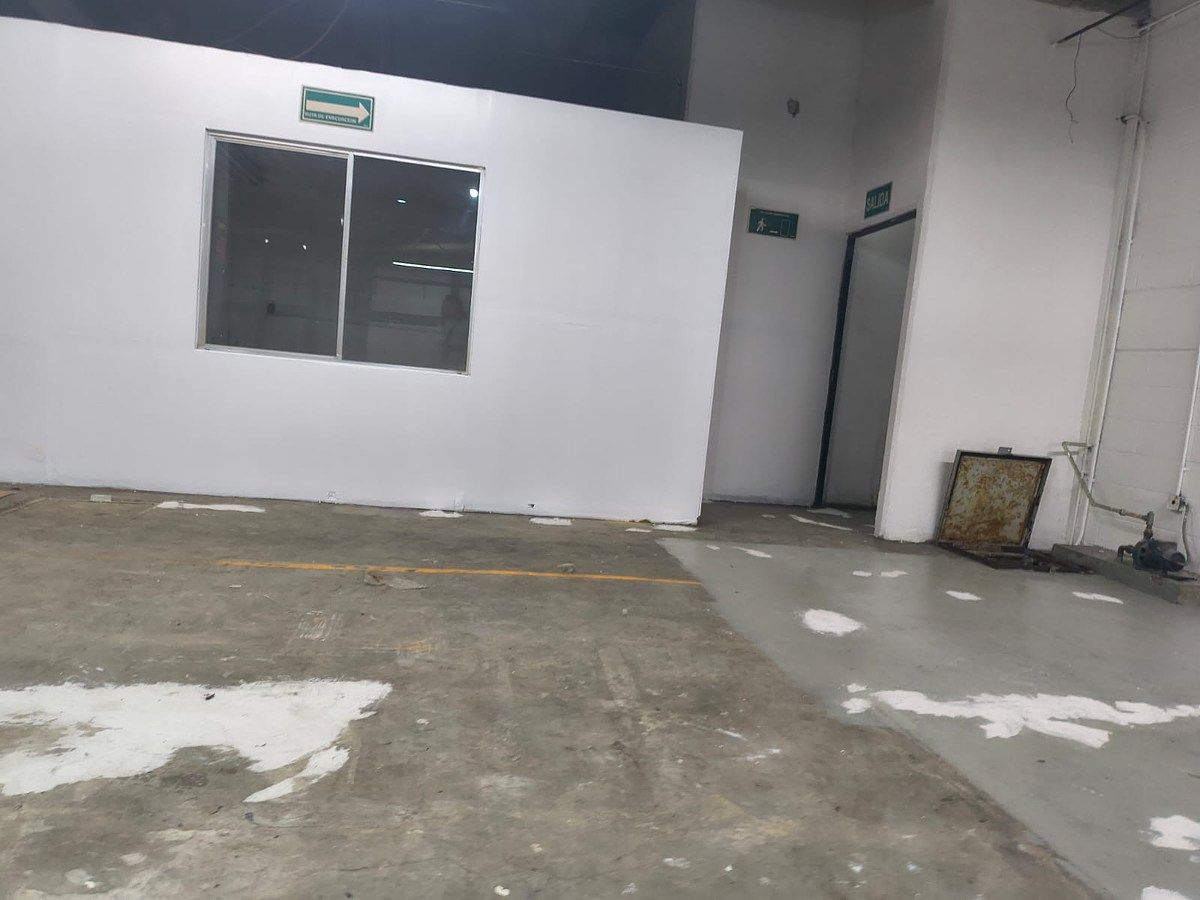 Bodega comercial en San Luís Tlatilco, Naucalpan de Juárez, foto 17 de 23