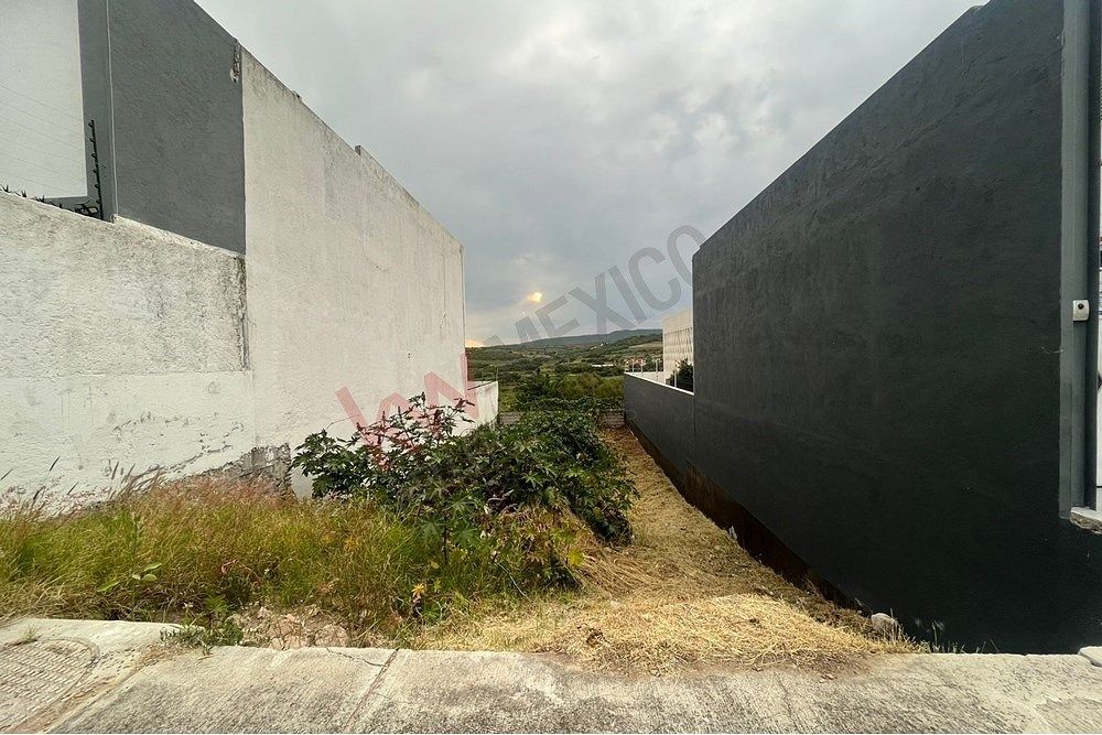 Lot in Cumbres del Lago, Querétaro, photo 5 of 8