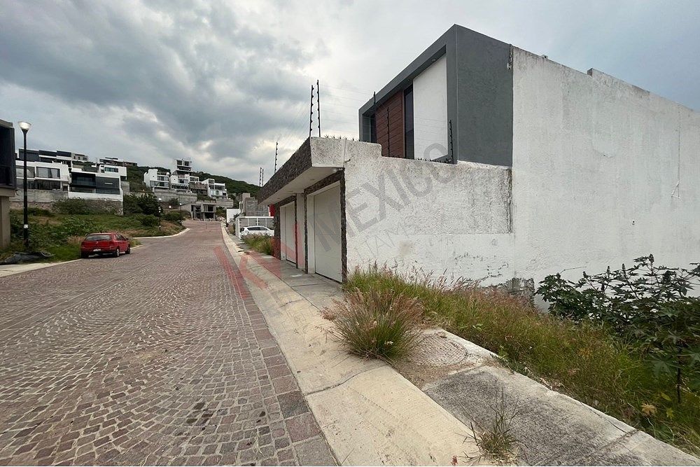 Lot in Cumbres del Lago, Querétaro, photo 8 of 8