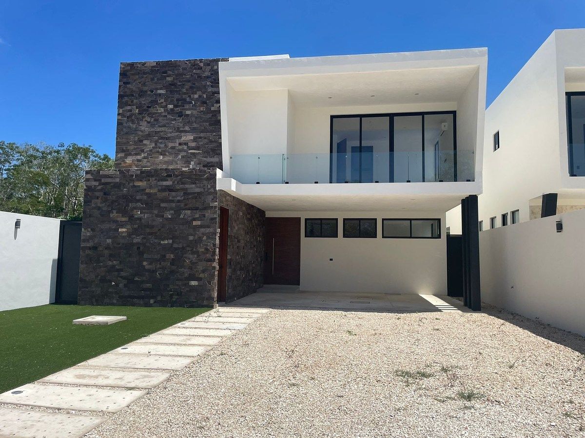 Fachada, foto 1 de 19