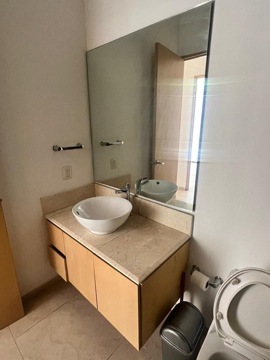 Apartment in Ladrón de Guevara, Guadalajara, photo 13 of 21