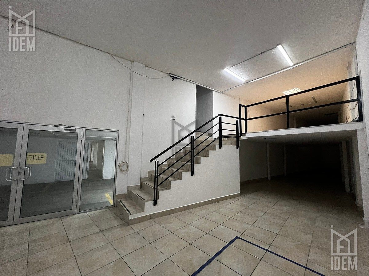 Commercial Storage Unit in Los Altos, Monterrey, photo 9 of 17