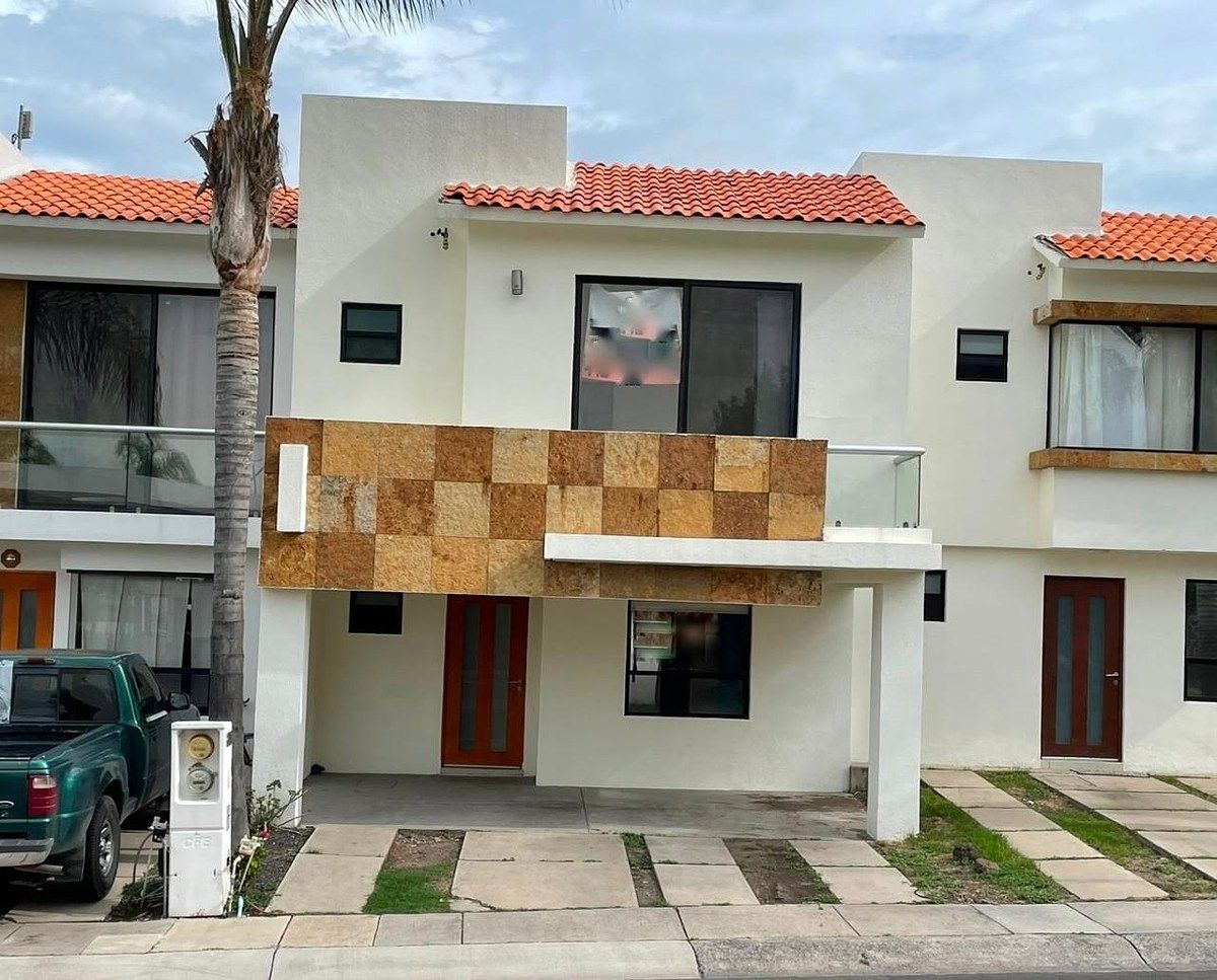 Casa en Venta condominio zona Juriquilla, photo 1 of 13