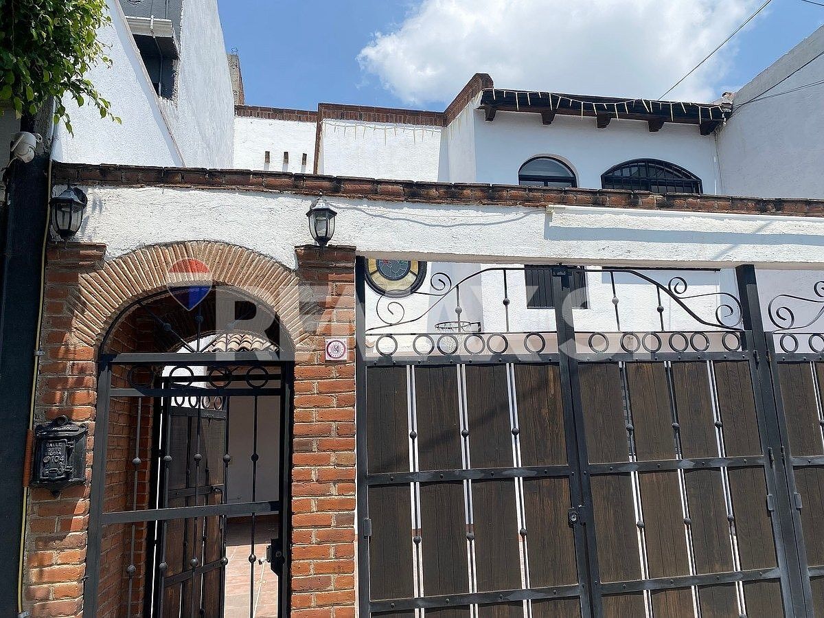 RENTA CASA AMUEBLADA MAGISTERIAL, foto 1 de 21
