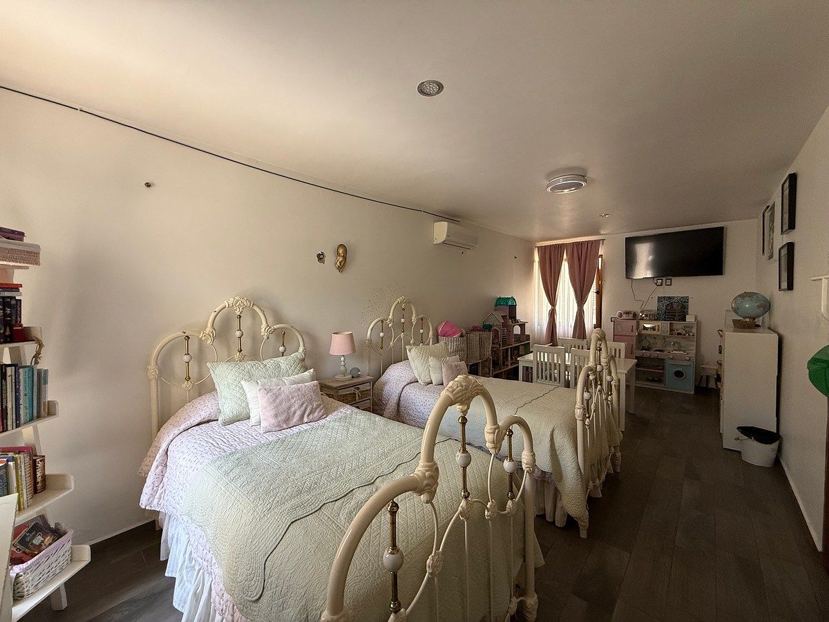 House in Gated Community in Trojes de Kristal, Aguascalientes, photo 9 of 34