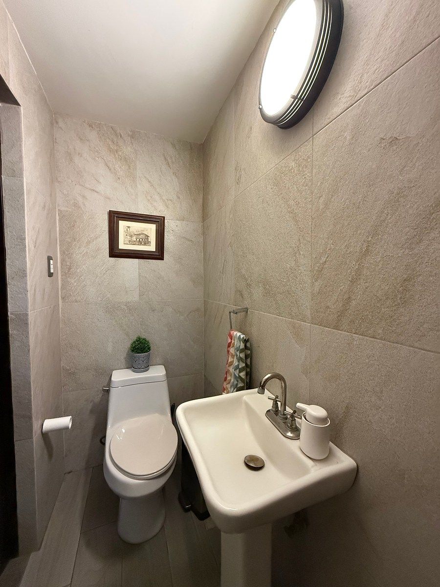 House in Gated Community in Trojes de Kristal, Aguascalientes, photo 12 of 34