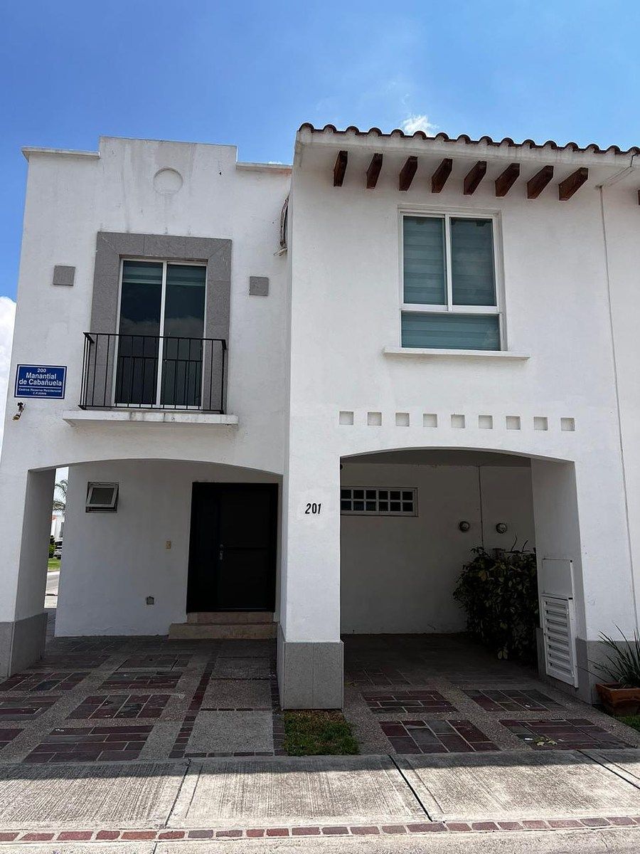 VENTA DE CASA EN CEDROS RESIDENCIAL, foto 1 de 10