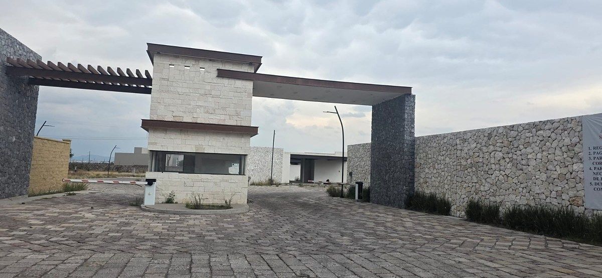Fuentes Residencial Campanario Norte, foto 1 de 5