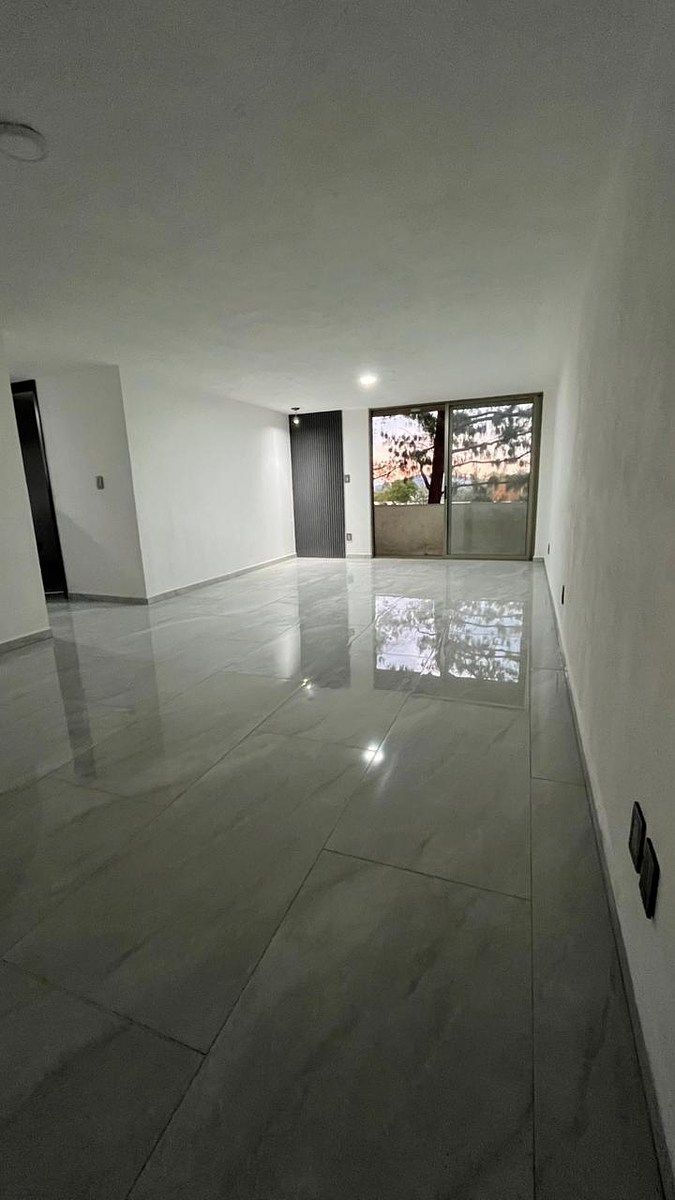 Departamento recién remodelado en Venta en Lomas Verdes, foto 1 de 20