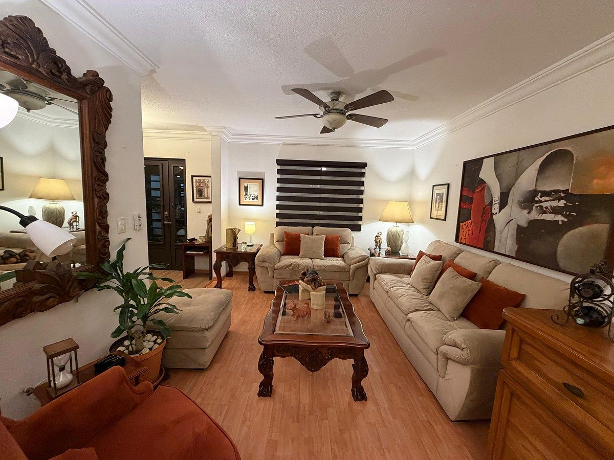CASA À VENDA, PALO BLANCO, foto 1 de 5