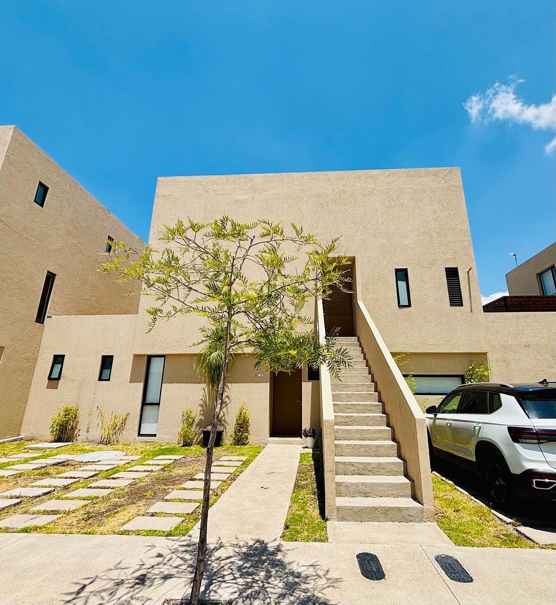 Townhouse en Venta en Zakia, Querétaro, foto 1 de 24