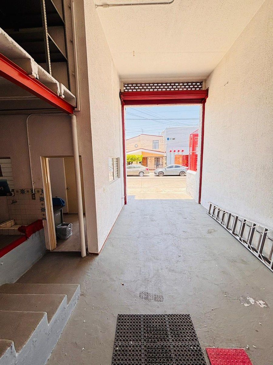 Bodega comercial en Jardines de La Cruz 1a. Sección, Guadalajara, foto 16 de 22