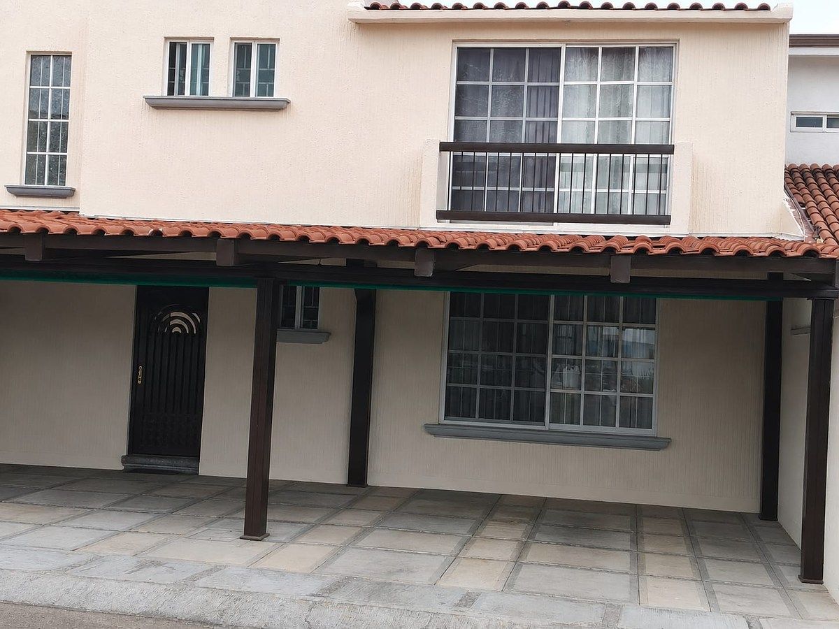 EN VENTA !! EXCELENTE CASA EN MONTE BLANCO I, foto 1 de 20